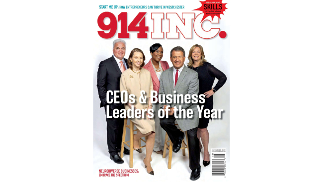 914 Inc. Magazine cover, with five "Leaders of the Year", dressed in business suits and dresses.
